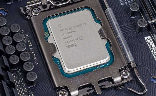 Как правильно обновить BIOS на материнской плате для i9-13900k?